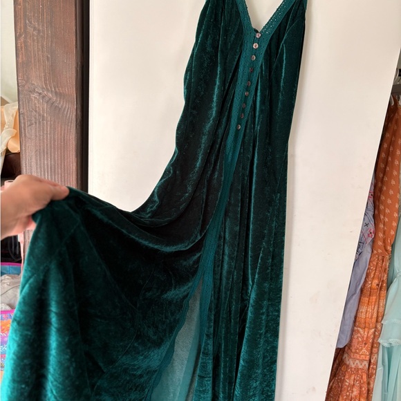 Tree of Life Teal Velvet Sleeveless Dress - Picture 8 of 10